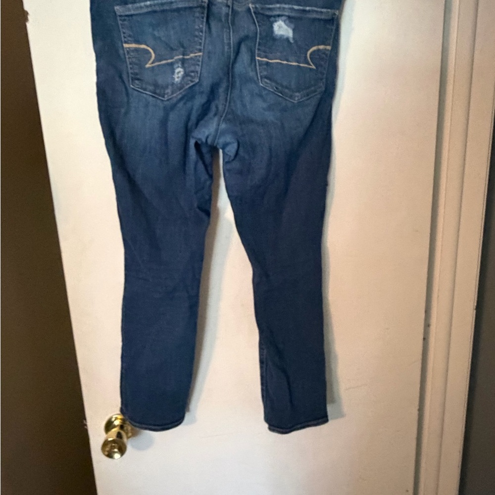 American Eagle Outfitters Women's Dark Blue Artist Crop Jeans with Knee Rips - Picture 2 of 3